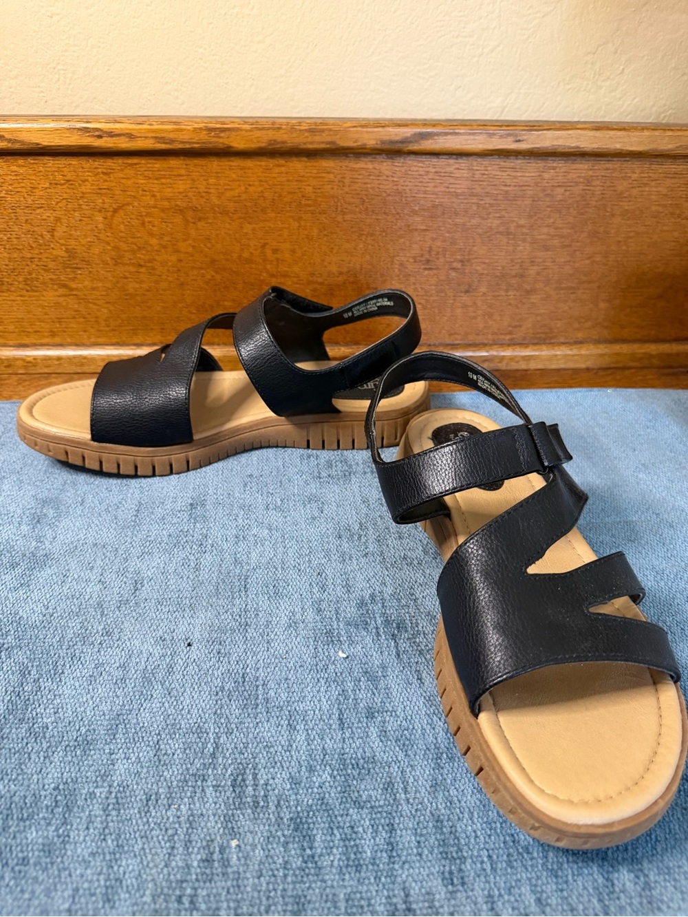 Women’s EUROsoft Black Comfortable Casual Sandals with Cushioned Footbed